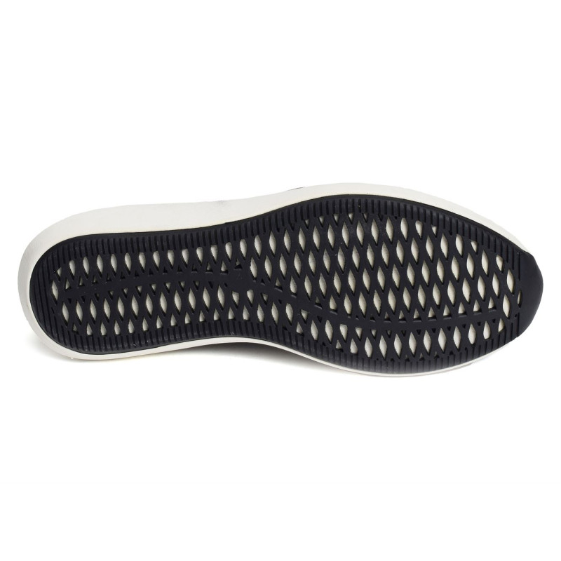 UN RIO ZIP Noir, Sneakers basses Clarks