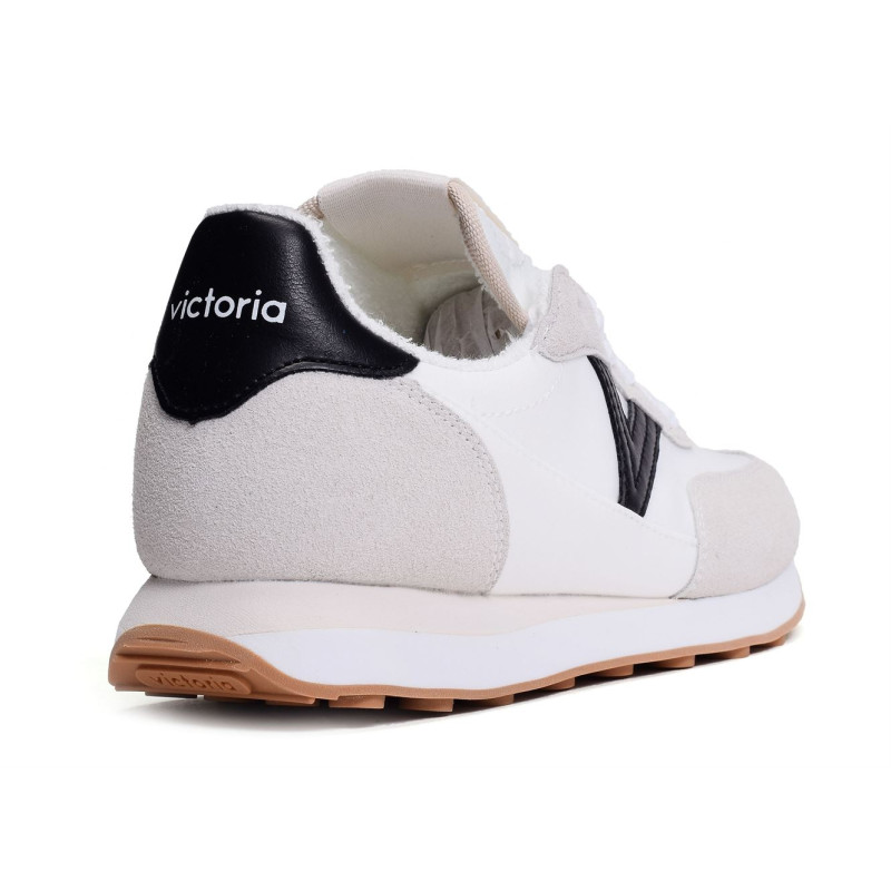 1138100 Noir, Baskets running Victoria