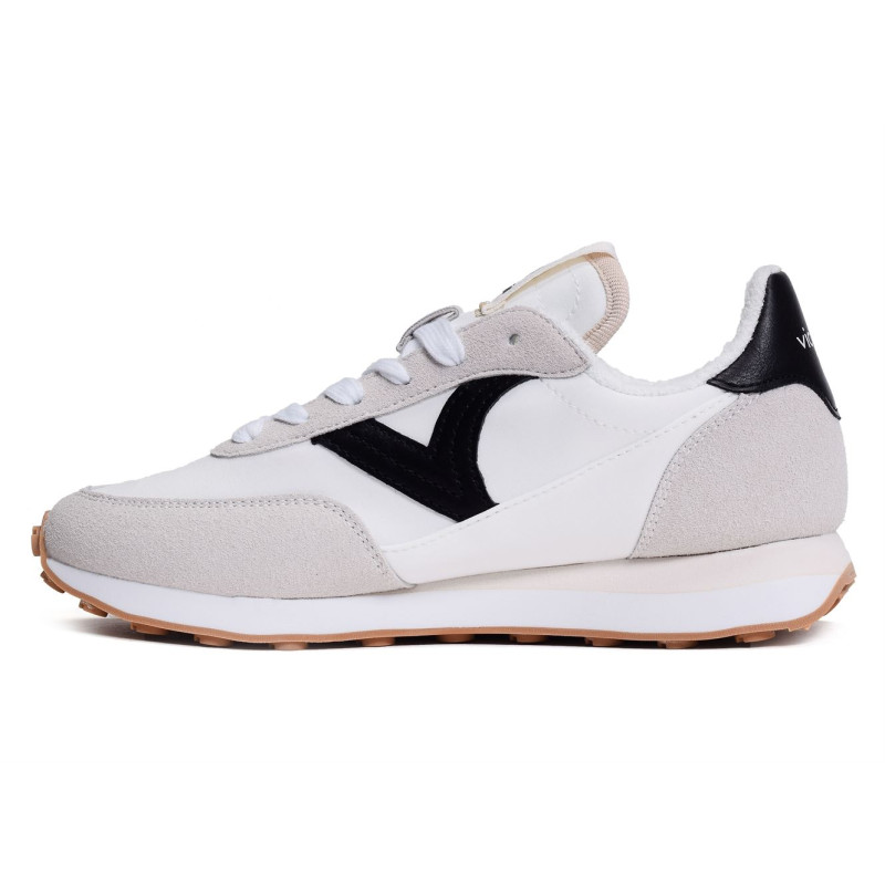 1138100 Noir, Baskets running Victoria