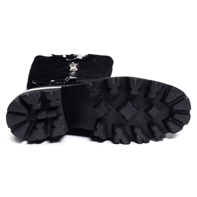 400 Noir, Bottes Alma en pena