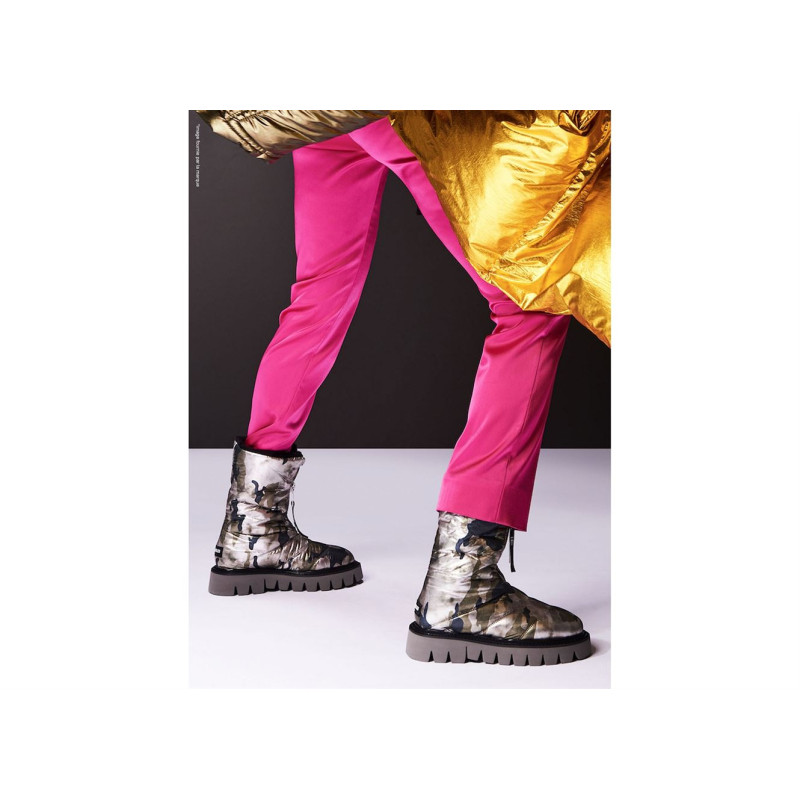 E3128 Camouflage, Boots Elena Iachi