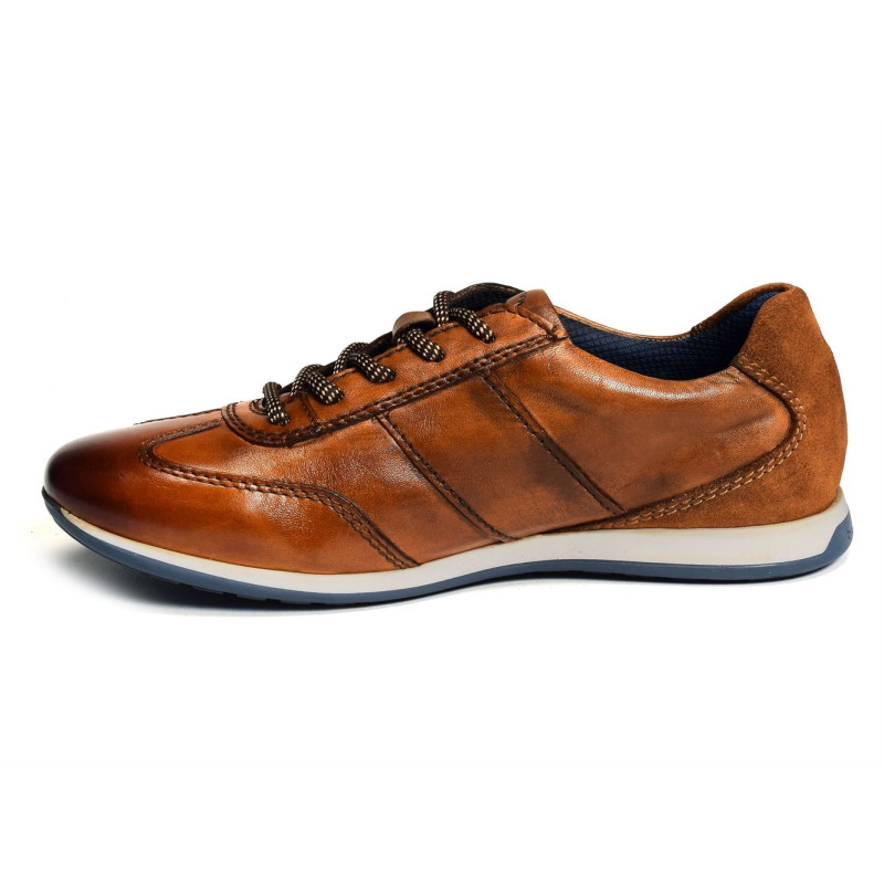 TOMEO 45012 Camel, Sneakers basses Bugatti