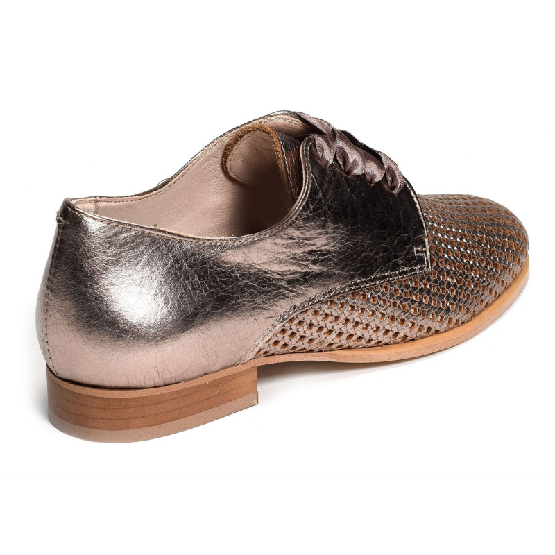 5321 Stone, Derbies Myma