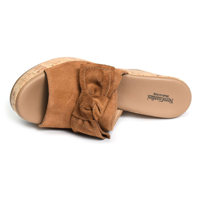 15812 Camel, Mules NeroGiardini