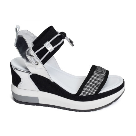 07753 Blanc Noir, Sandales compensées NeroGiardini