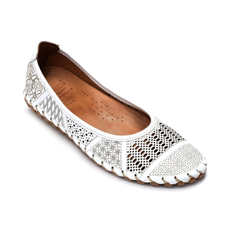 EBAL Blanc, Ballerines Karyoka