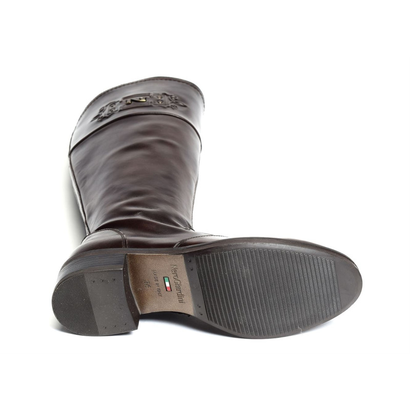 05780 Marron, Bottes Nerogiardini