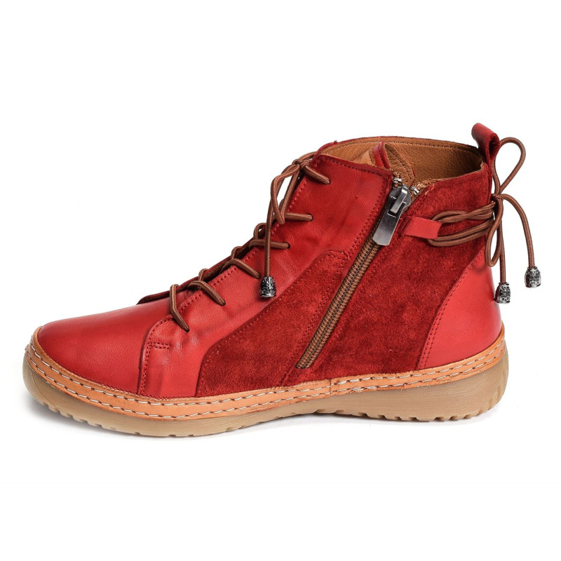 NUKOL Rouge, Boots Madory