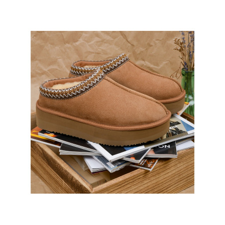 GLACE Chestnut, Mules Sweet Heritage