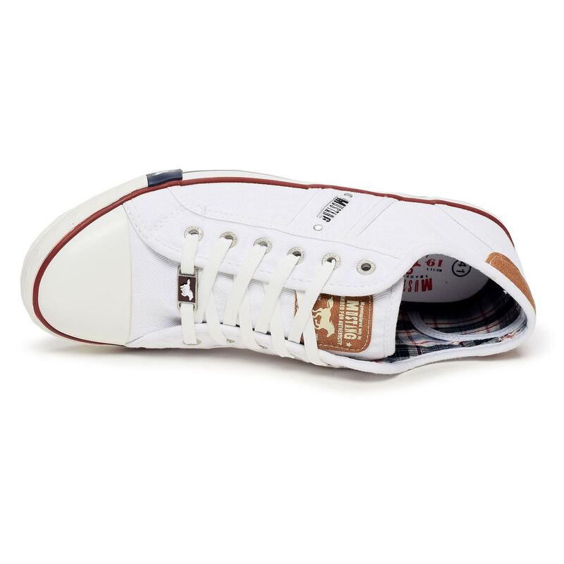 4058305 Blanc, Chaussures basses Mustang