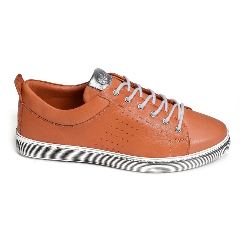ABSOLUT Orange, Sneakers basses K mary