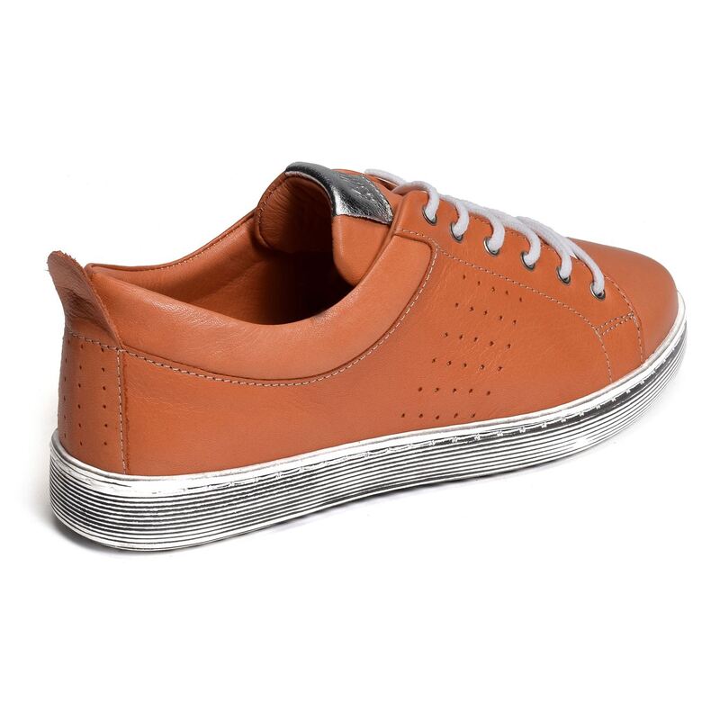 ABSOLUT Orange, Sneakers basses K mary