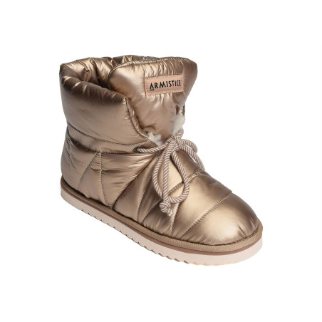 SLOW MID Or, Boots Armistice