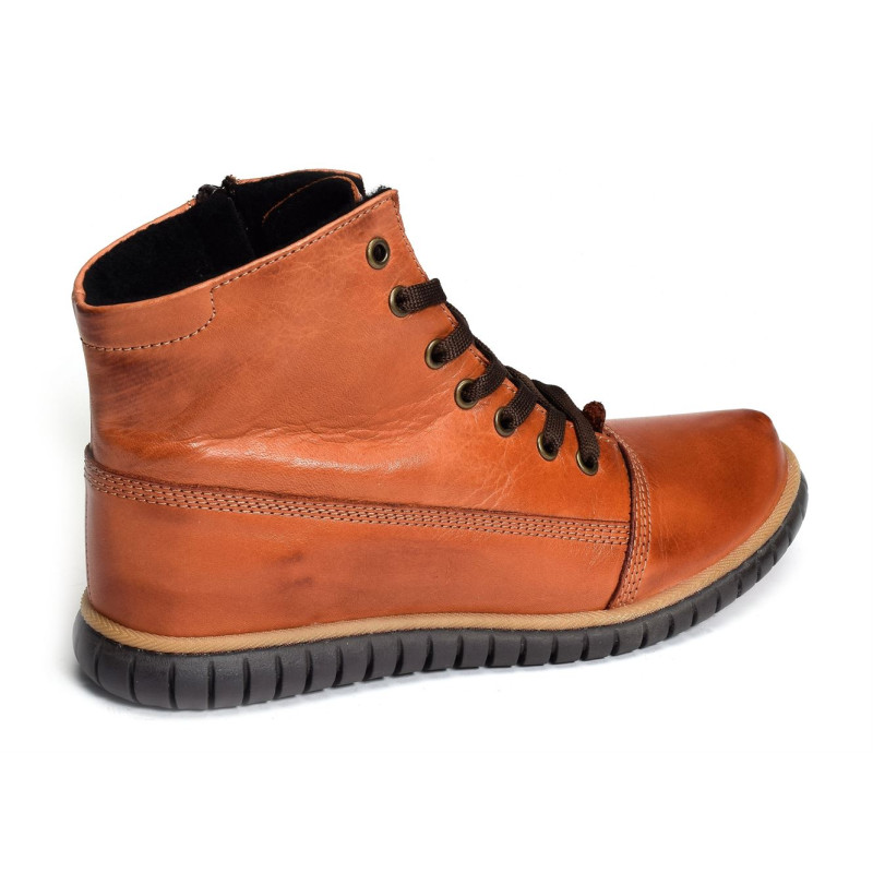 FRIDO Brique, Boots Karyoka