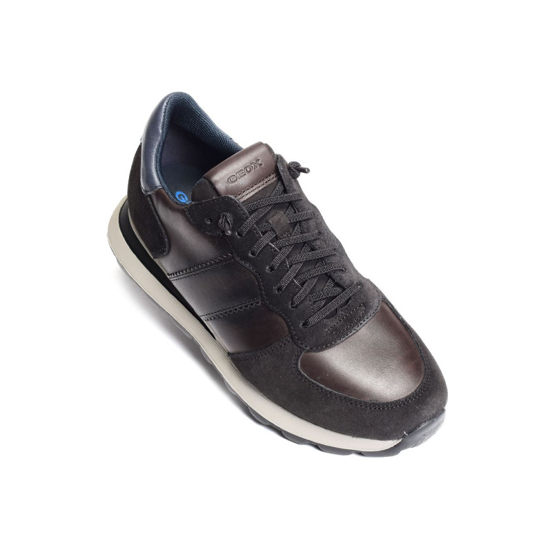 U SPHERICA VSERIES A Marron, Baskets running Geox