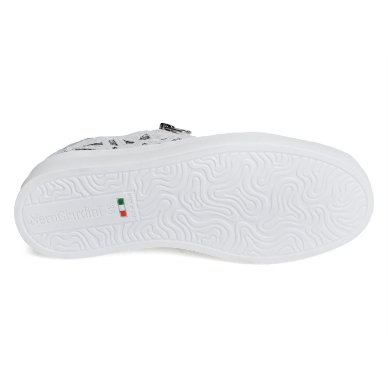 06512 Argent, Sneakers basses Nerogiardini