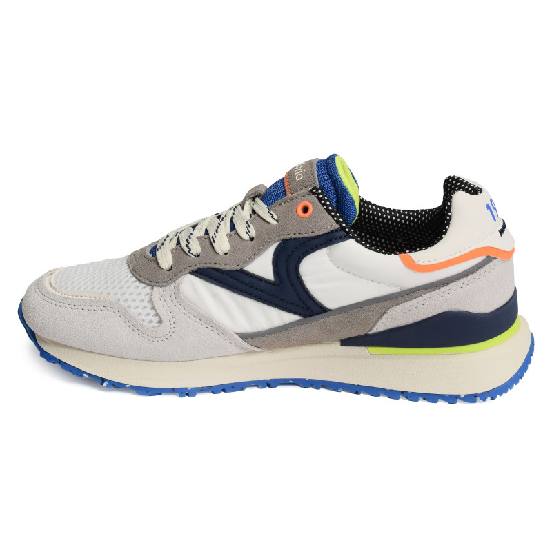 8802113 Blanc, Baskets running Victoria
