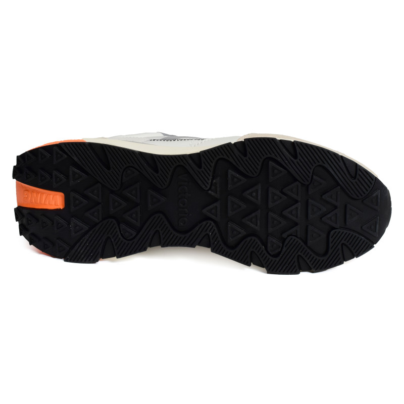 8811100 Blanc, Baskets running Victoria