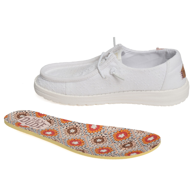 WENDY PERF CANVAS Blanc, Slip-On HeyDude