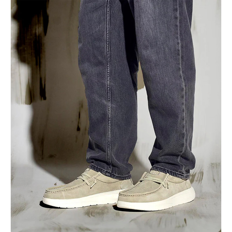 WALLY XTRA SUEDE Gris, Slip-On HeyDude