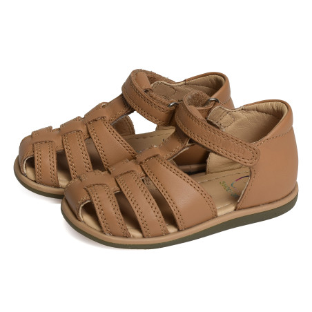 TITY TONTON Camel, Sandales plates & Nu-Pieds Shoopom
