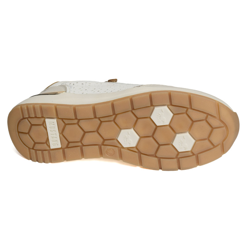1487303 Blanc Or, Baskets running Mustang