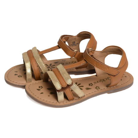 DIAMANTO Camel Or, Sandales plates & Nu-Pieds Kickers