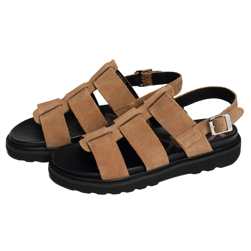 NEOSINEAD Camel, Sandales plates Kickers