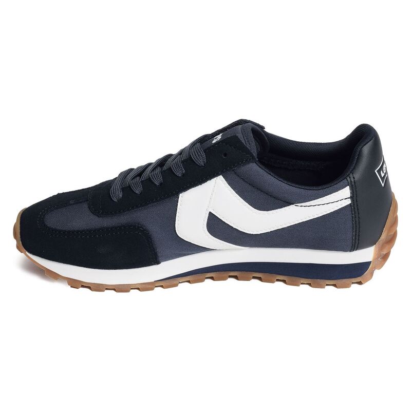 STRYDER Marine, Baskets running Levi's