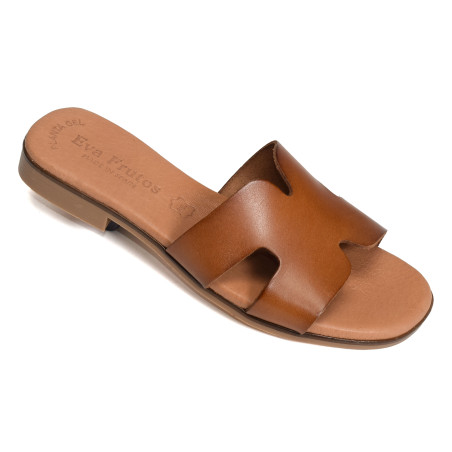 3053 Camel, Mules Eva Frutos