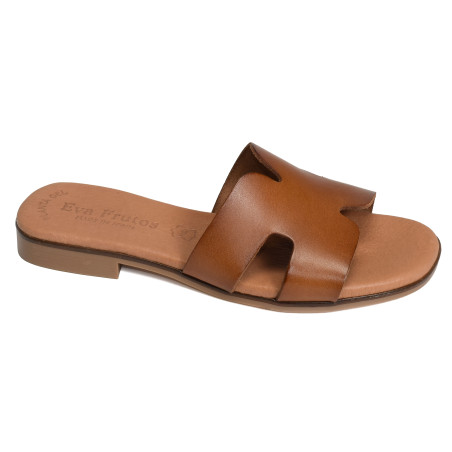 3053 Camel, Mules Eva Frutos