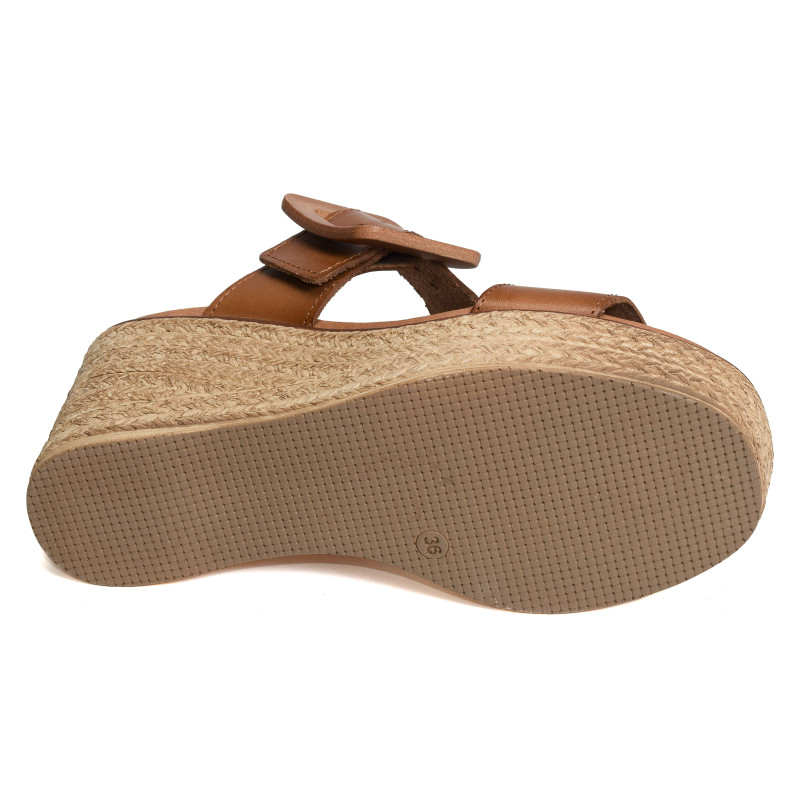 5841 Camel, Mules Eva Frutos