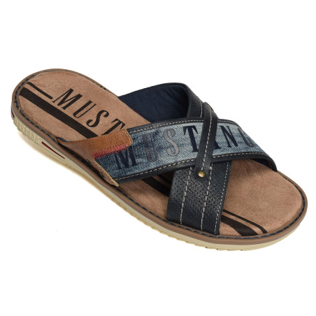4152705 Marine, Mules Mustang