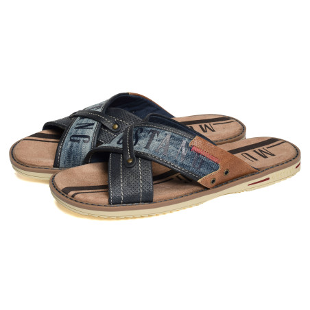 4152705 Marine, Mules Mustang