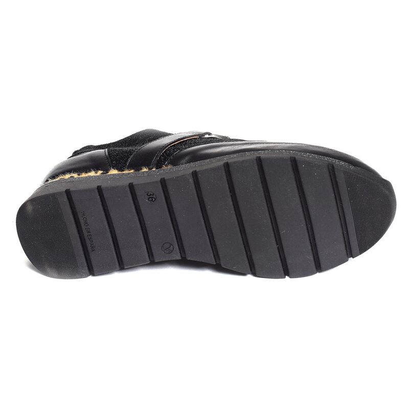 POINT Noir, Slip-On Folie's
