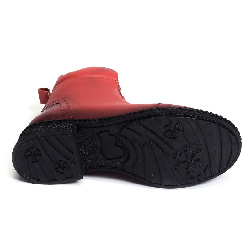 MAGIC Rouge, Boots Metamorf ose