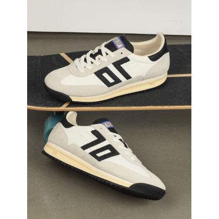 BARKLEY JOGGER MEN Blanc Noir, Baskets running Back 70