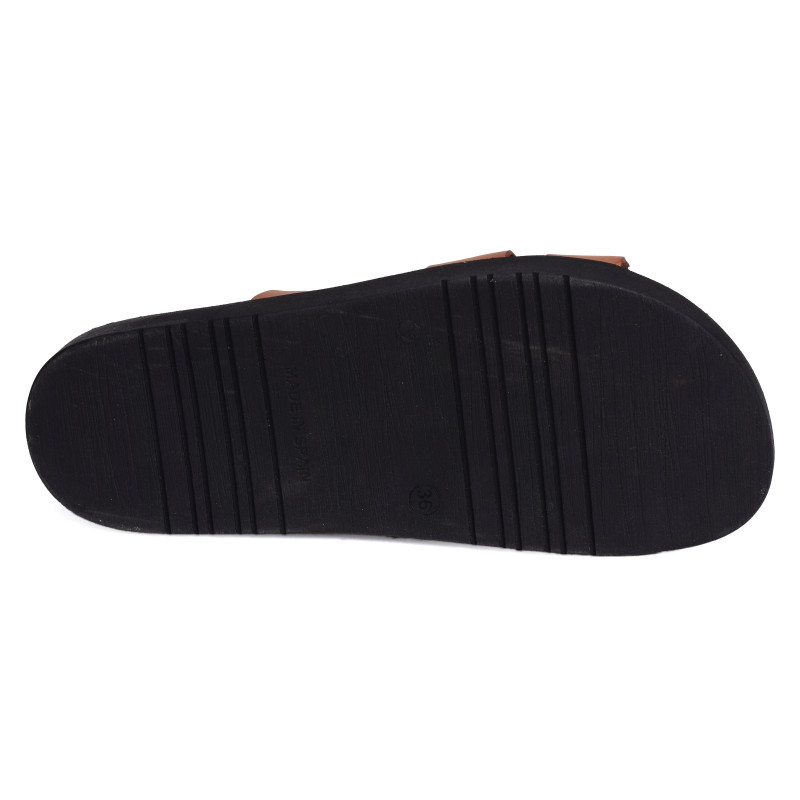 7000 282 Camel, Mules I Am