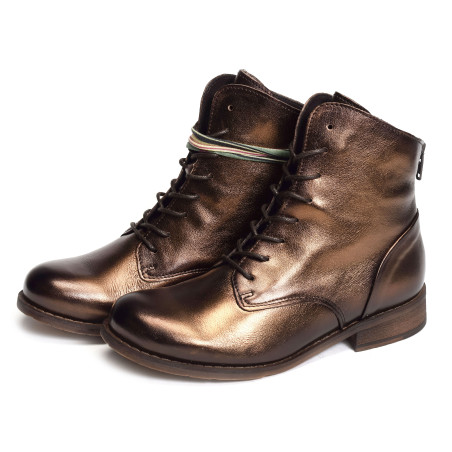 1072 Bronze, Boots Felmini