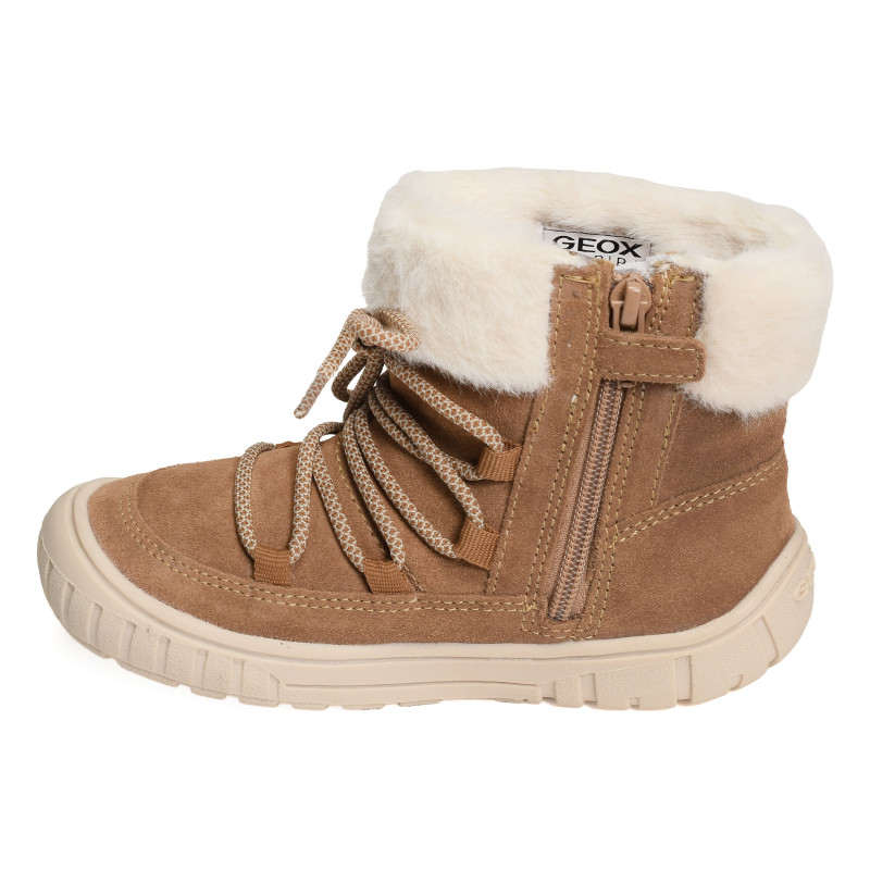 B OMAR G WPF A Camel, Boots Geox