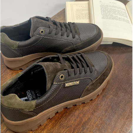 FLYNN Chocolat, Sneakers basses Mephisto