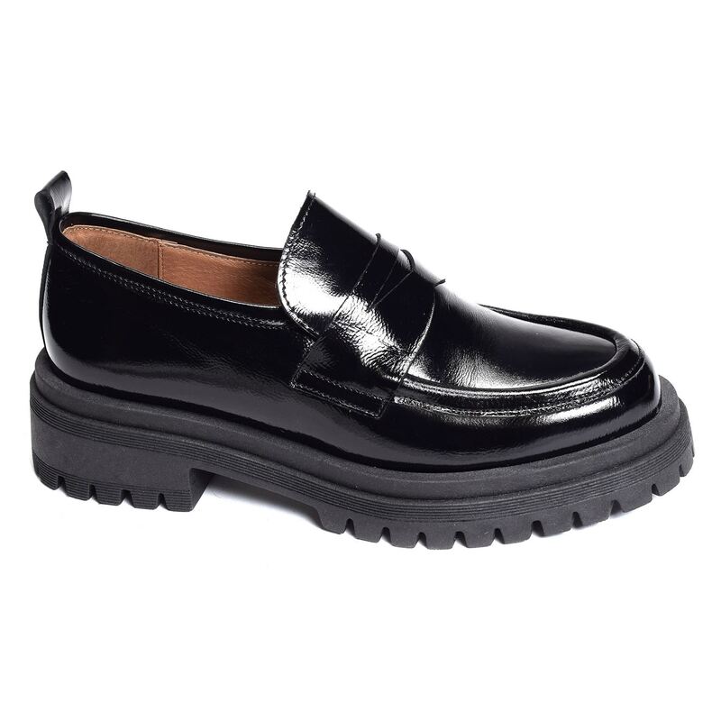 1564 Verni Noir, Mocassins Audrey's Shoes