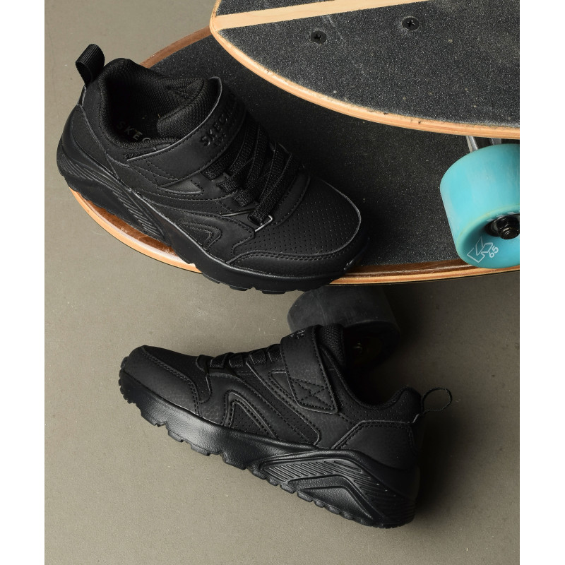 UNO LITE ECHO SURGE Noir, Baskets running Skechers