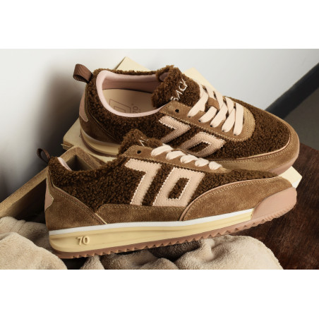 JOGGER FUR Camel, Baskets running Back 70