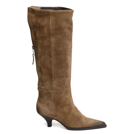 E4351 Tabac, Bottes Elena Iachi