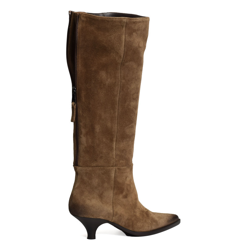 E4351 Tabac, Bottes Elena Iachi