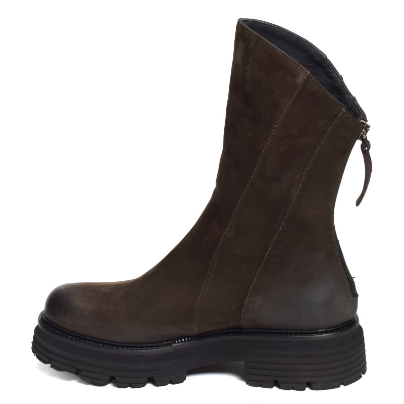 9955 Café, Boots Mat 20
