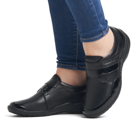 R7600 Noir, Babies Remonte