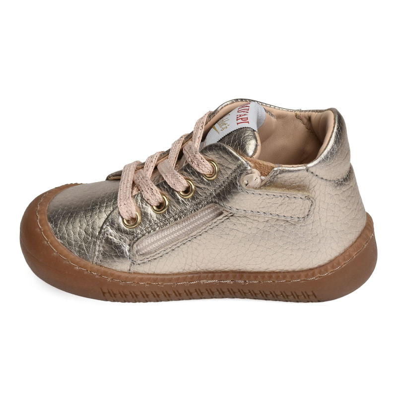 YAKA WALK GIRL Or, Chaussures à Lacets Pom d'Api