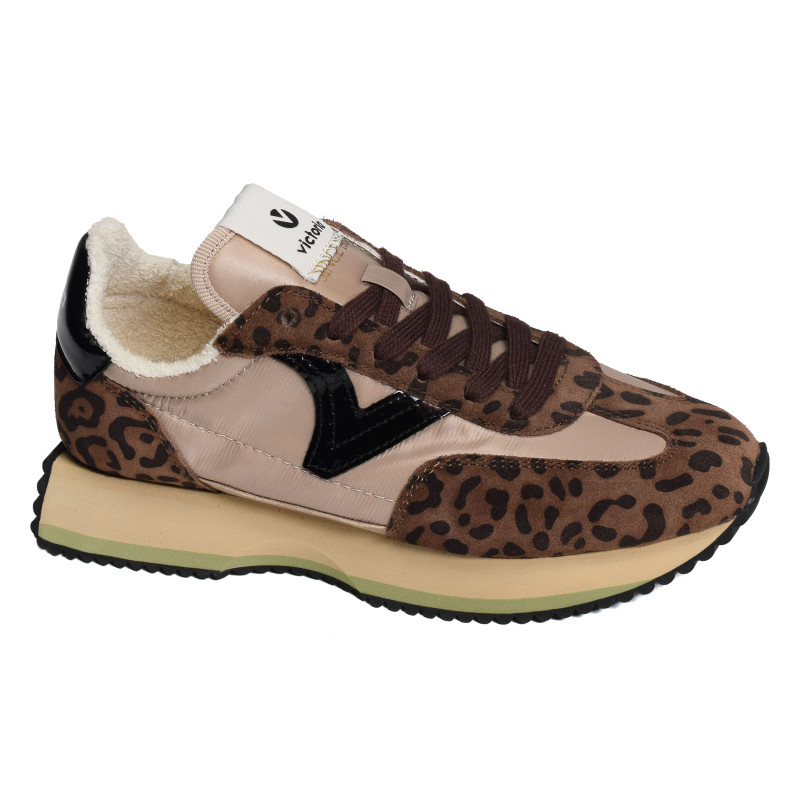 1134116 Chocolat, Baskets running Victoria